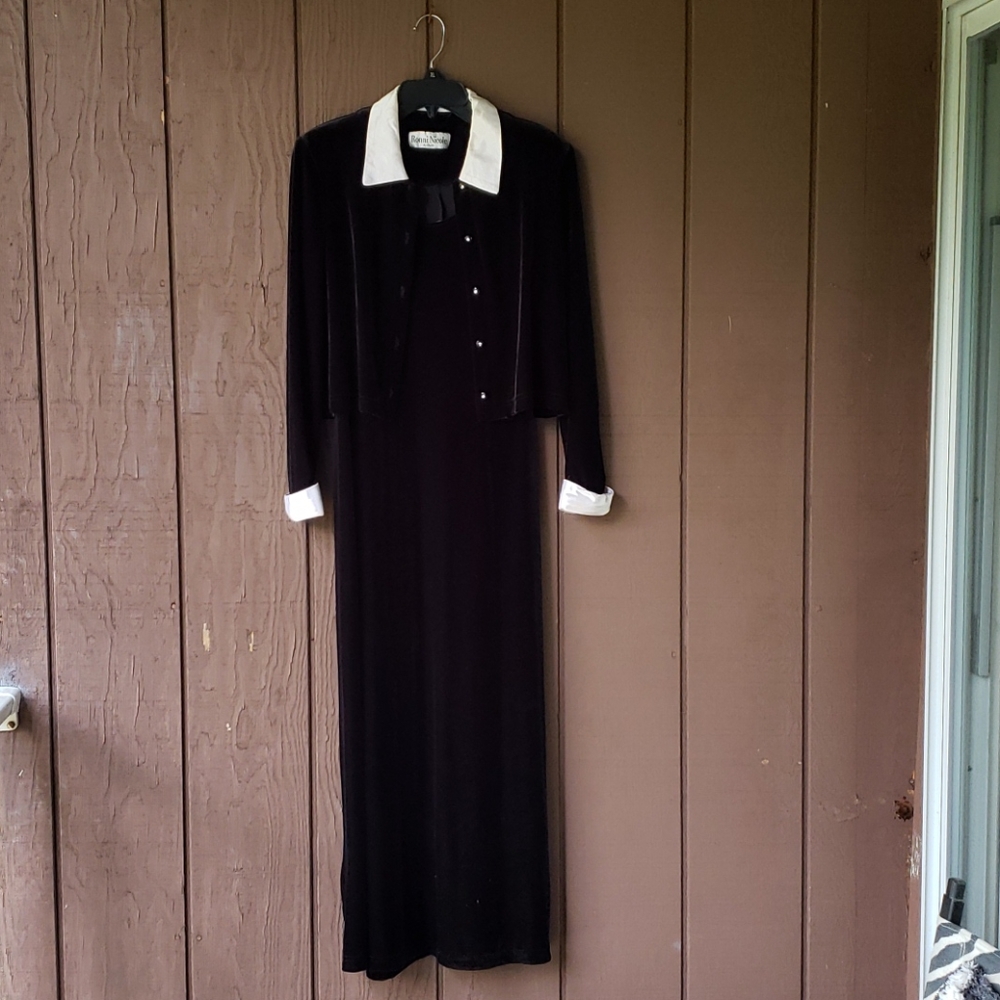 🤩BOGOF  2 pc Ronni Nicole velvet dress